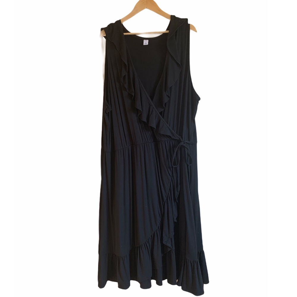 4X Black Wrapped Dress V-Neck Ruffle